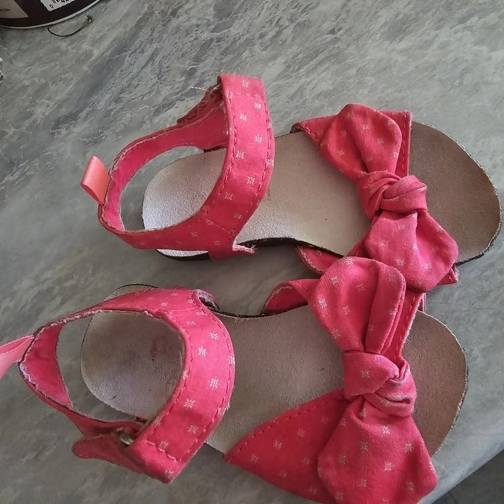 Oshkosh Baby Girl Sandals, Size 5